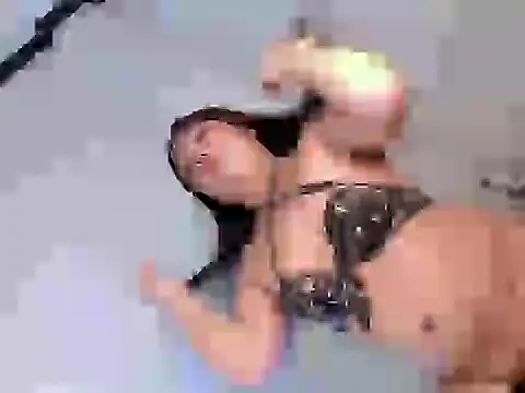 Dwarffuckingfinaxx online show from 10/28/25, 04:57