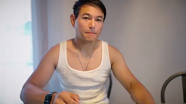 Snapshot of AsianBoy_WhiteDaddy chatting on 06/03/26, 04:46 AsianBoy WhiteDaddy online show from 06/03/26, 04:46