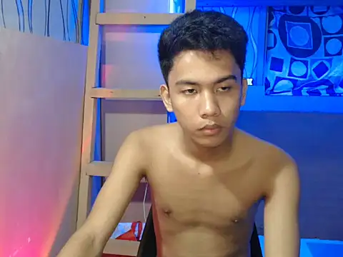 Demure Asian143 online show from 10/22/25, 12:37