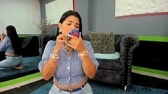 SailonTeen online show from 11/15/25, 03:05