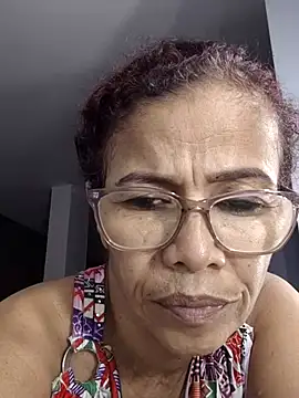 Snapshot of Merybeks chatting on 04/19/26, 10:38 Merybeks online show from 04/19/26, 10:38