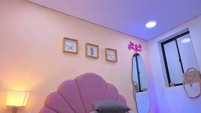 Willow Wright online show from 03/28/26, 02:29