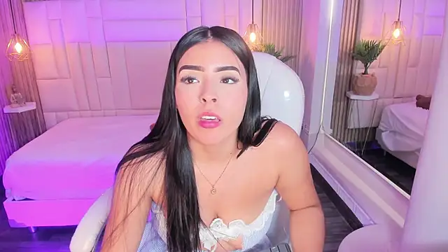 LovelyEyesx online show from 02/06/26, 05:20