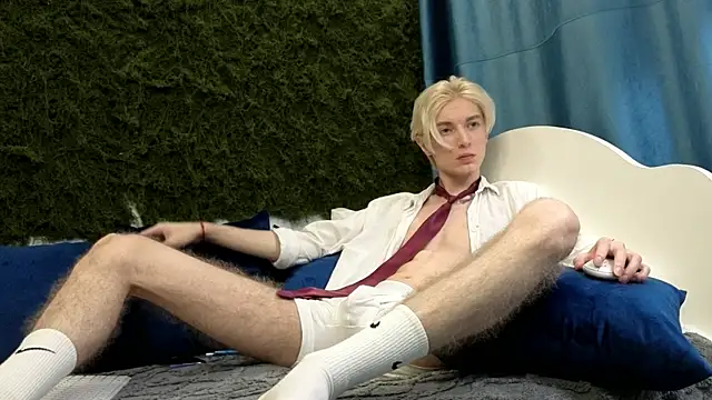 fiachand online show from 11/13/25, 09:30