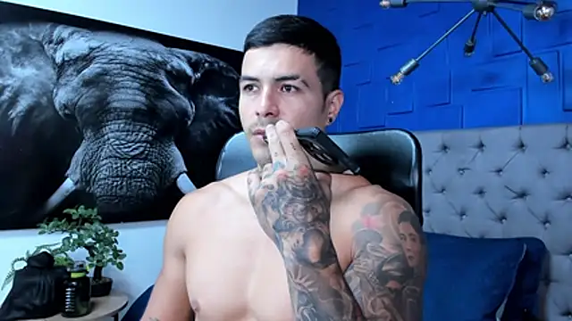 andres-clark92 online show from 02/05/26, 04:36