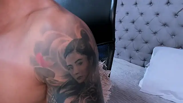 Snapshot of andres-clark92 chatting on 11/21/25, 06:07 andres-clark92 online show from 11/21/25, 06:07