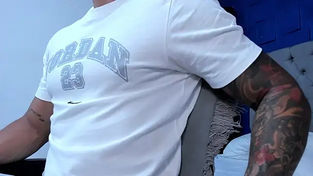 Snapshot of andres-clark92 chatting on 09/28/25, 05:20 andres-clark92 online show from 09/28/25, 05:20