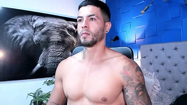 Snapshot of andres-clark92 chatting on 11/26/25, 05:57 andres-clark92 online show from 11/26/25, 05:57