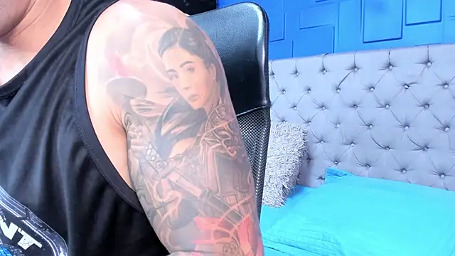 Snapshot of andres-clark92 chatting on 10/18/25, 05:59 andres-clark92 online show from 10/18/25, 05:59