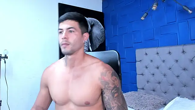 Snapshot of andres-clark92 chatting on 11/04/25, 06:01 andres-clark92 online show from 11/04/25, 06:01