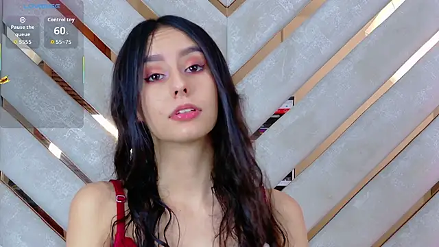 Snapshot of Sarah-Grace chatting on 02/04/26, 01:22 Sarah-Grace online show from 02/04/26, 01:22