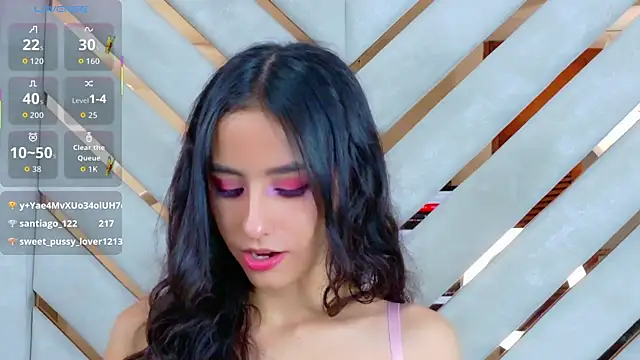 Snapshot of Sarah-Grace chatting on 01/09/26, 01:34 Sarah-Grace online show from 01/09/26, 01:34