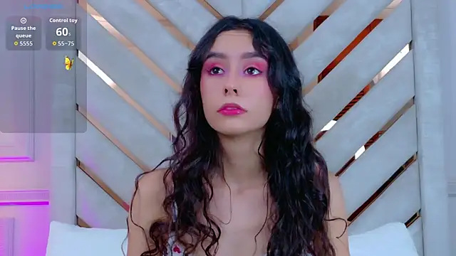 Sarah-Grace online show from 11/19/25, 02:00