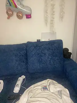 juliana-mancini online show from 04/14/26, 10:09