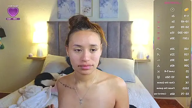 juliana-mancini online show from 12/17/25, 05:07