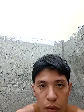 Snapshot of darryl_hugecok chatting on 02/14/26, 04:02 darryl hugecok online show from 02/14/26, 04:02