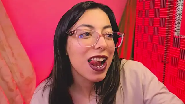 Miranda sexlove  online show from 12/19/25, 07:33