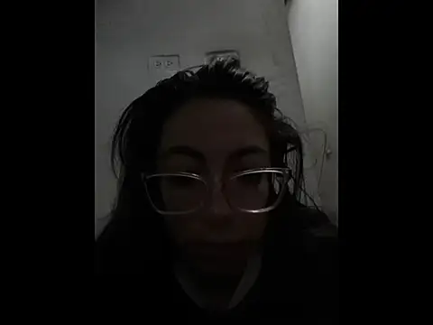Snapshot of Miranda_sexlove_ chatting on 04/14/26, 12:54 Miranda sexlove online show from 04/14/26, 12:54