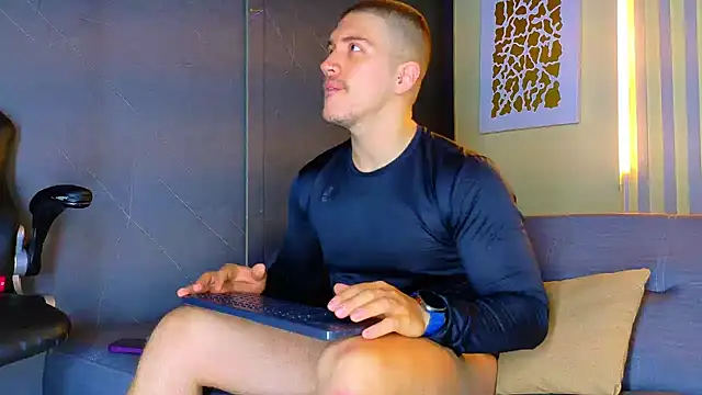 ALANNFERRER online show from 06/21/26, 10:32