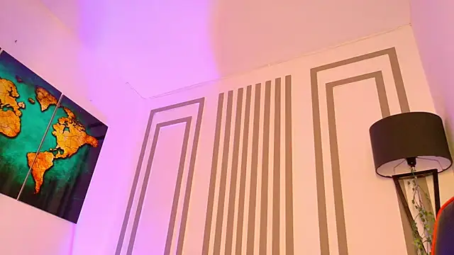 Snapshot of ALANNFERRER chatting on 10/30/25, 10:13 ALANNFERRER online show from 10/30/25, 10:13