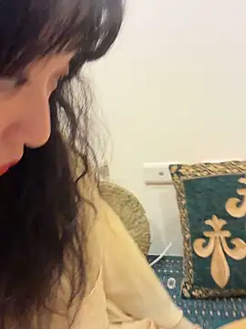 Etherealcat33 online show from 12/17/25, 04:12