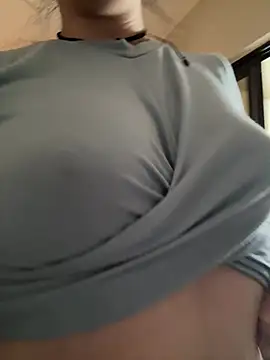 Etherealcat33 online show from 04/02/26, 06:31