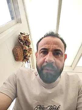 Snapshot of mykelem chatting on 05/15/26, 03:54 mykelem online show from 05/15/26, 03:54