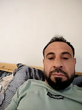 Snapshot of mykelem chatting on 05/18/26, 07:29 mykelem online show from 05/18/26, 07:29