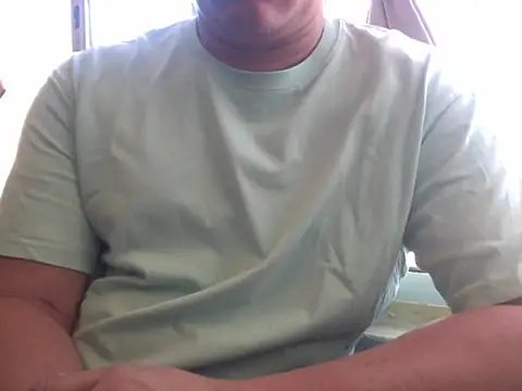Snapshot of zeusmasterhorny chatting on 10/11/25, 01:56 zeusmasterhorny online show from 10/11/25, 01:56