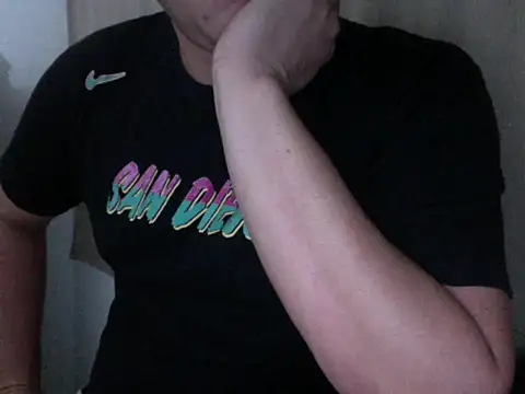 Snapshot of zeusmasterhorny chatting on 09/09/25, 01:38 zeusmasterhorny online show from 09/09/25, 01:38