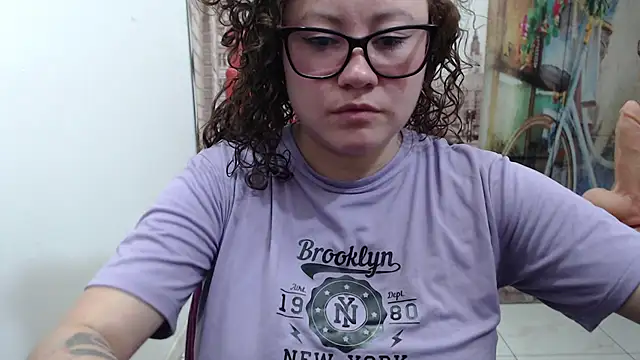 greeneyes nurse online show from 11/21/25, 07:57