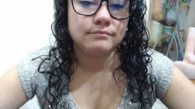 Snapshot of greeneyes_nurse chatting on 09/12/25, 03:06 greeneyes nurse online show from 09/12/25, 03:06