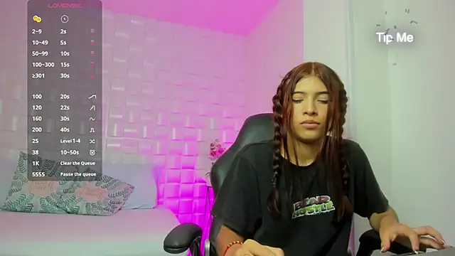 Snapshot of tbabi11 chatting on 09/29/25, 08:36 tbabi11 online show from 09/29/25, 08:36