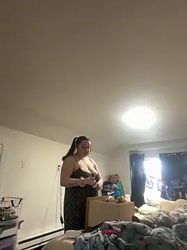 mommyxxmilkerxx online show from 04/14/26, 08:03