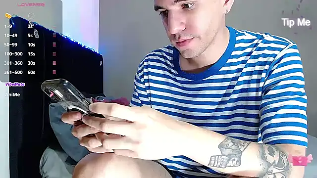 Snapshot of Matteo12_ chatting on 01/16/26, 07:01 Matteo12 online show from 01/16/26, 07:01