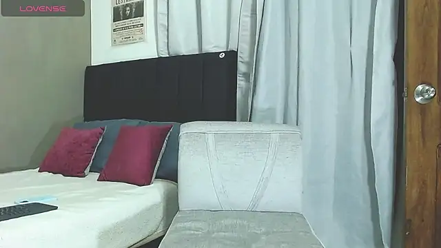 Matteo12  online show from 11/09/25, 04:05