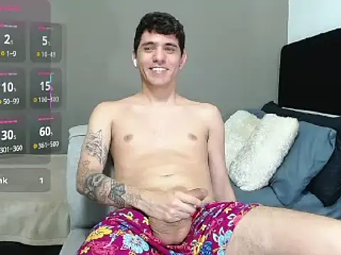 Snapshot of Matteo12_ chatting on 05/16/26, 10:36 Matteo12 online show from 05/16/26, 10:36