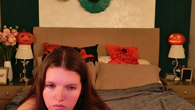 Gaby Essen online show from 10/30/25, 08:28