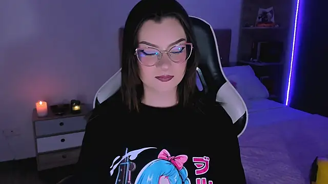 OphelianaRose33 online show from 10/06/25, 08:09