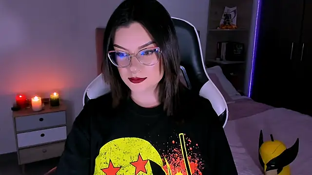 OphelianaRose33 online show from 10/21/25, 10:53