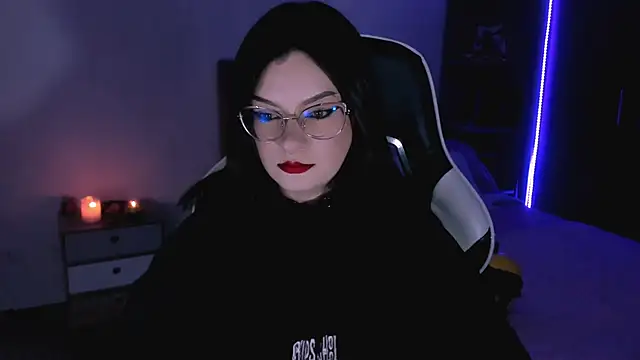 OphelianaRose33 online show from 09/14/25, 10:32