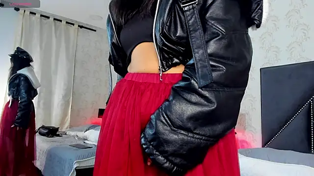 white leti online show from 10/31/25, 10:27