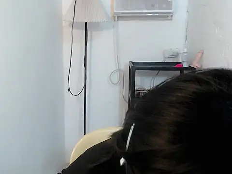 Snapshot of FROXXX21 chatting on 07/08/26, 10:38 FROXXX21 online show from 07/08/26, 10:38