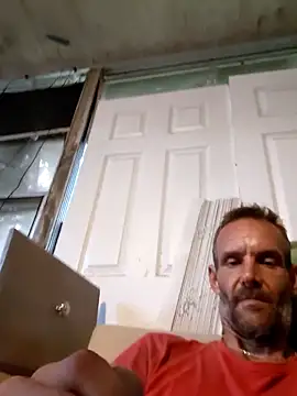 Hungwell1515 online show from 10/27/25, 12:28