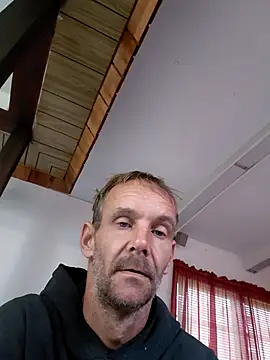 Hungwell1515 online show from 01/14/26, 01:15