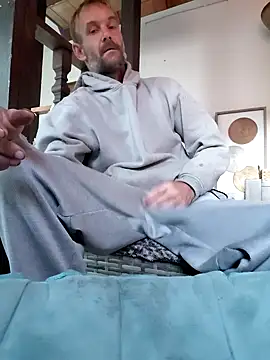 Hungwell1515 online show from 03/17/26, 12:41