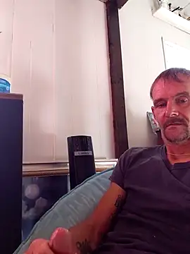 Hungwell1515 online show from 04/16/26, 01:23