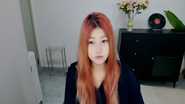 xiaouli online show from 10/19/25, 02:03
