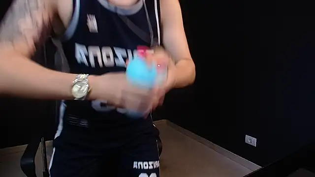 Snapshot of FelixStarkk chatting on 06/19/26, 04:29 FelixStarkk online show from 06/19/26, 04:29