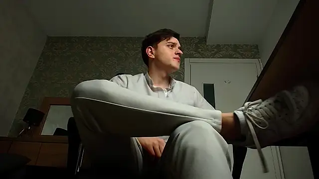 FelixStarkk online show from 11/23/25, 05:28